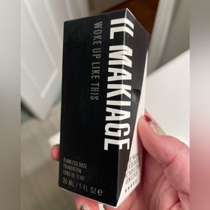 Il Makiage “Woke Up Like This” foundation 120